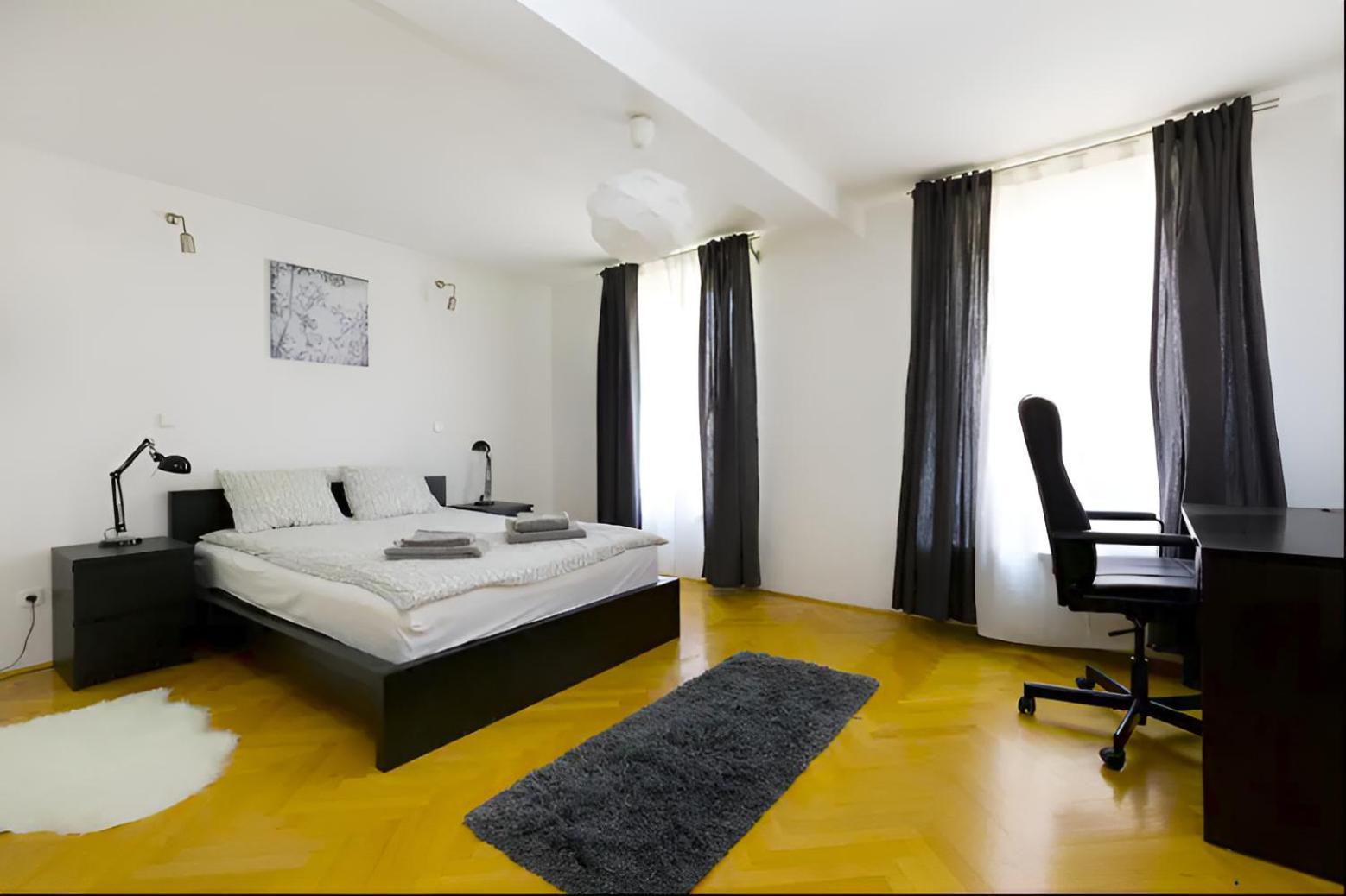 Damati Kft Liszt Ferenc Ter Inner City Flat Budapesta Exterior foto